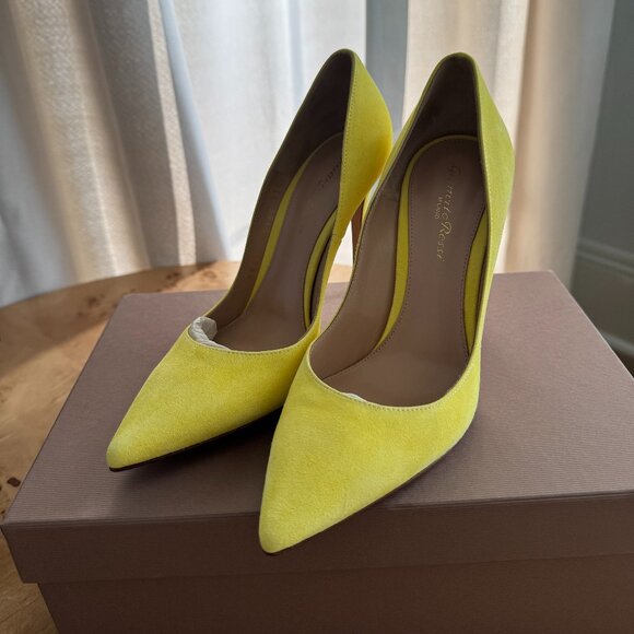 Gianvito Rossi Pumps - Picture 1 of 10
